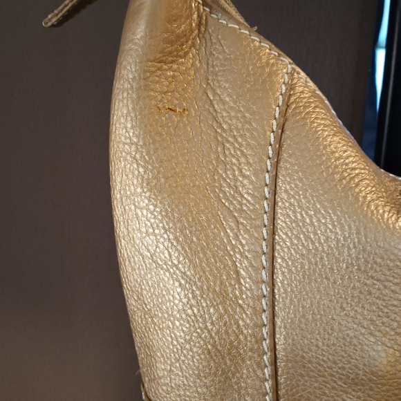 The SAK Pink Label Gold Pebble Leather Fringe Shoulder Bag. - Picture 12 of 16